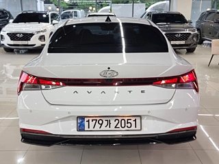 HYUNDAI AVANTE HYBRID CN7 2022