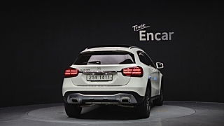 MERCEDES BENZ GLA-CLASS X156 2018