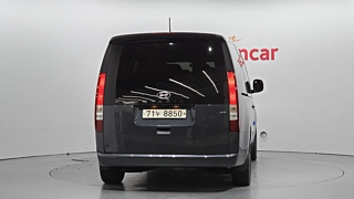 HYUNDAI STARIA 2021