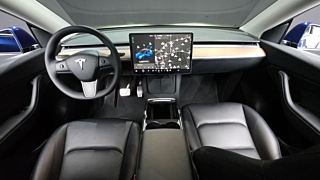 TESLA MODEL Y 2021