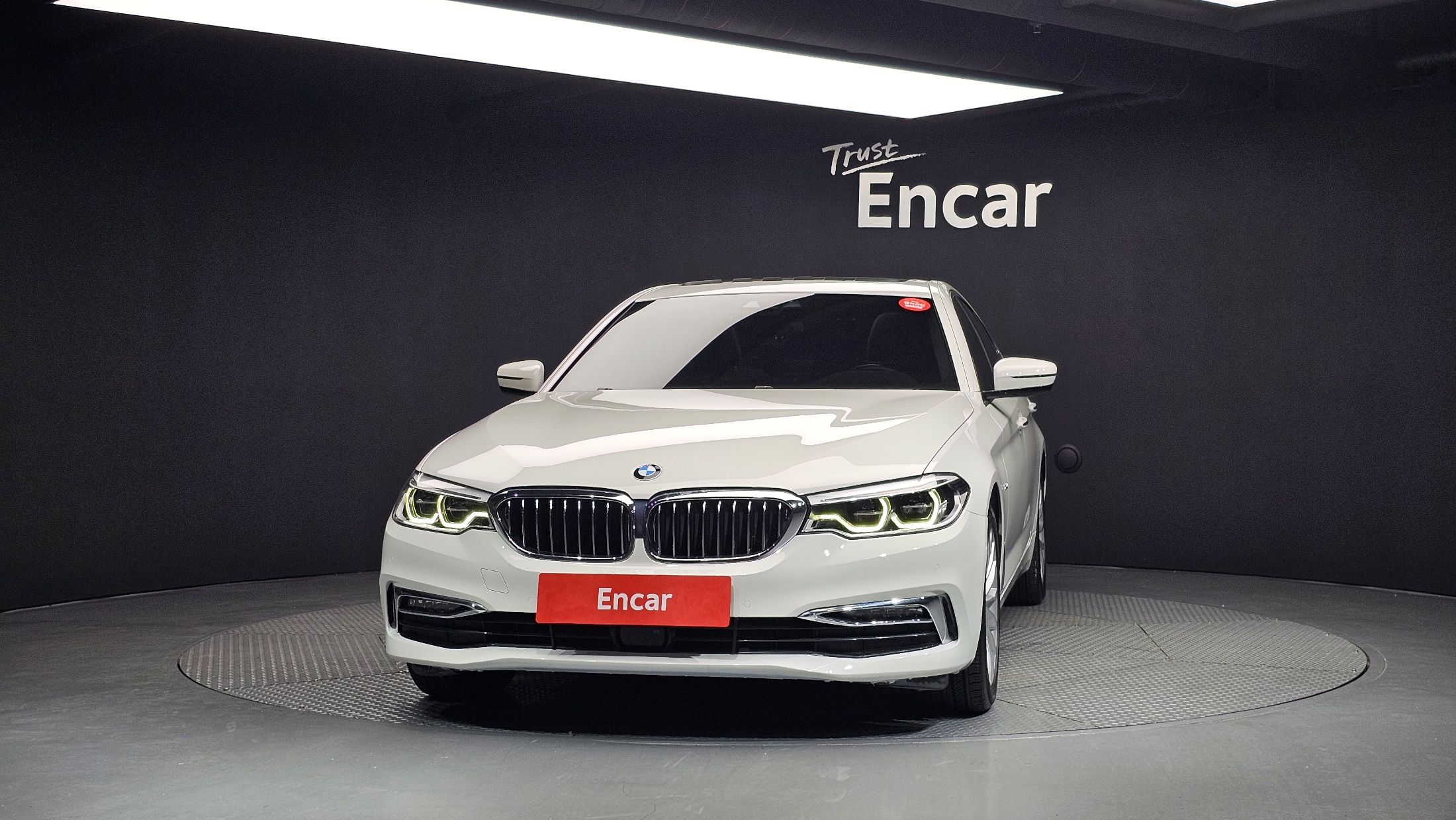 BMW 5-SERIES G30 2018