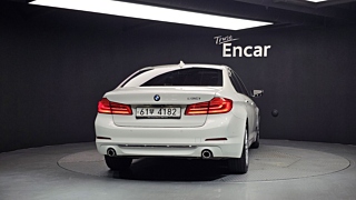 BMW 5-SERIES G30 2018