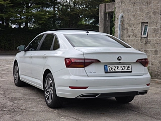 VOLKSWAGEN JETTA 2020