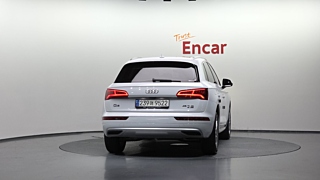 AUDI Q5 FY 2020