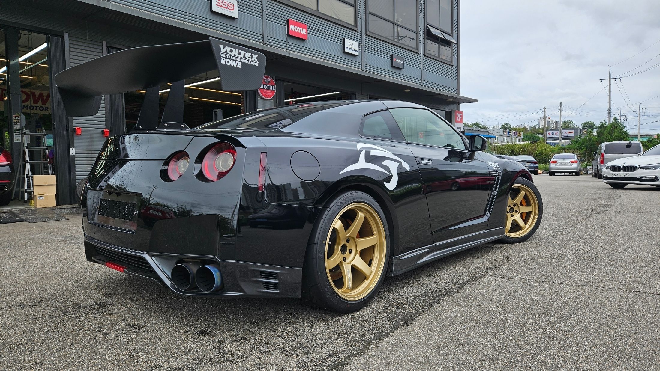 NISSAN GT-R 2013