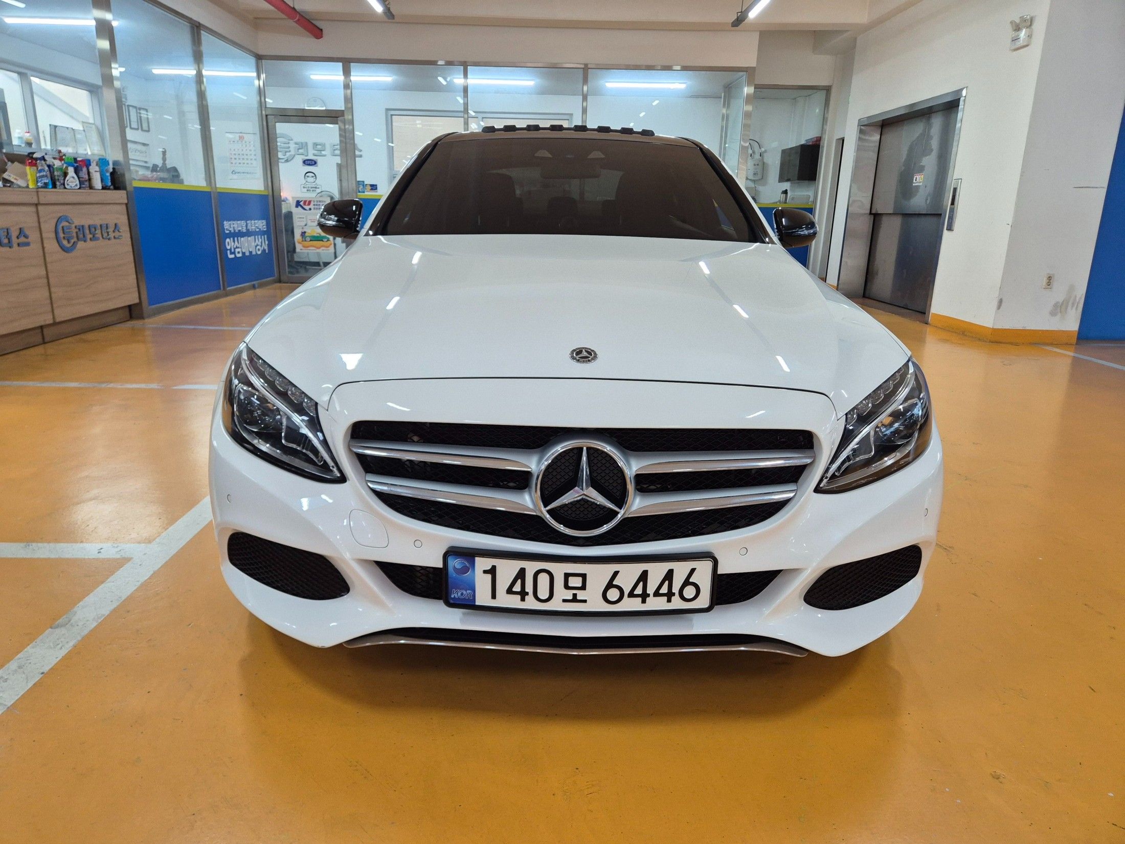 MERCEDES BENZ C-CLASS W205 2018