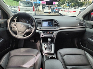 HYUNDAI AVANTE AD 2018