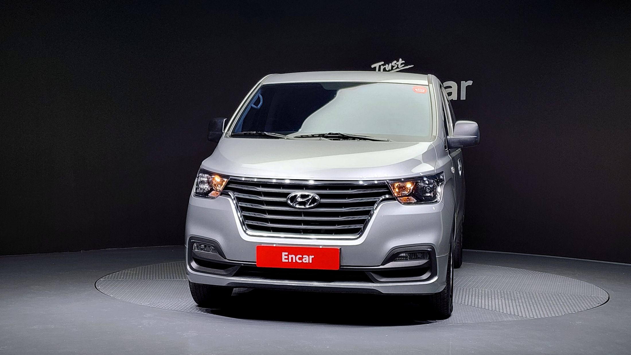HYUNDAI STAREX GRAND 2019