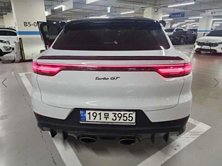 PORSCHE CAYENNE PO536 2022