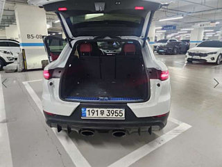 PORSCHE CAYENNE PO536 2022