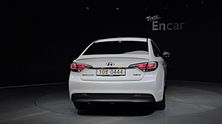 HYUNDAI LF SONATA HYBRID 2016