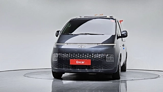 HYUNDAI STARIA 2023