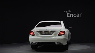 MERCEDES BENZ E-CLASS W213 2020