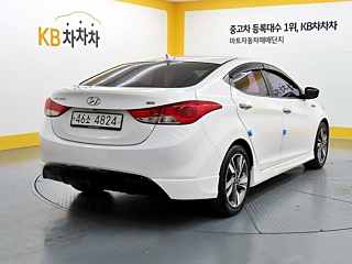 HYUNDAI AVANTE MD 2013