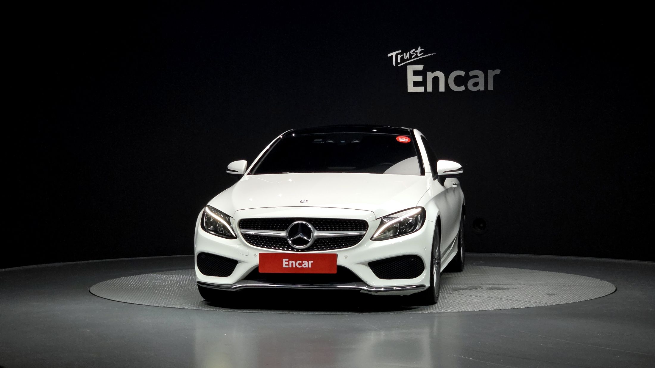 MERCEDES BENZ C-CLASS W205 2016