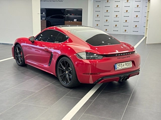 PORSCHE 718 CAYMAN 2019