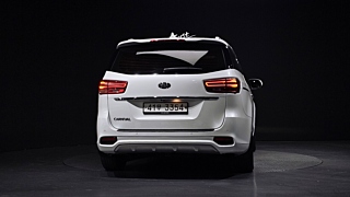 KIA CARNIVAL 2018