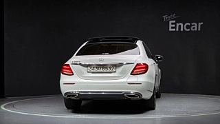 MERCEDES BENZ E-CLASS W213 2019