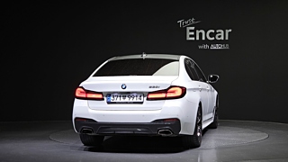 BMW 5-SERIES G30 2022