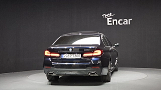 BMW 5-SERIES G30 2023