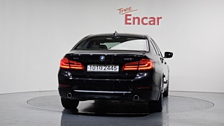 BMW 5-SERIES G30 2019