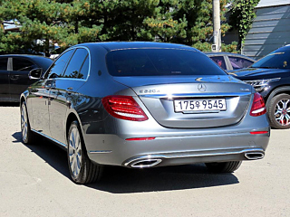 MERCEDES BENZ E-CLASS W213 2020