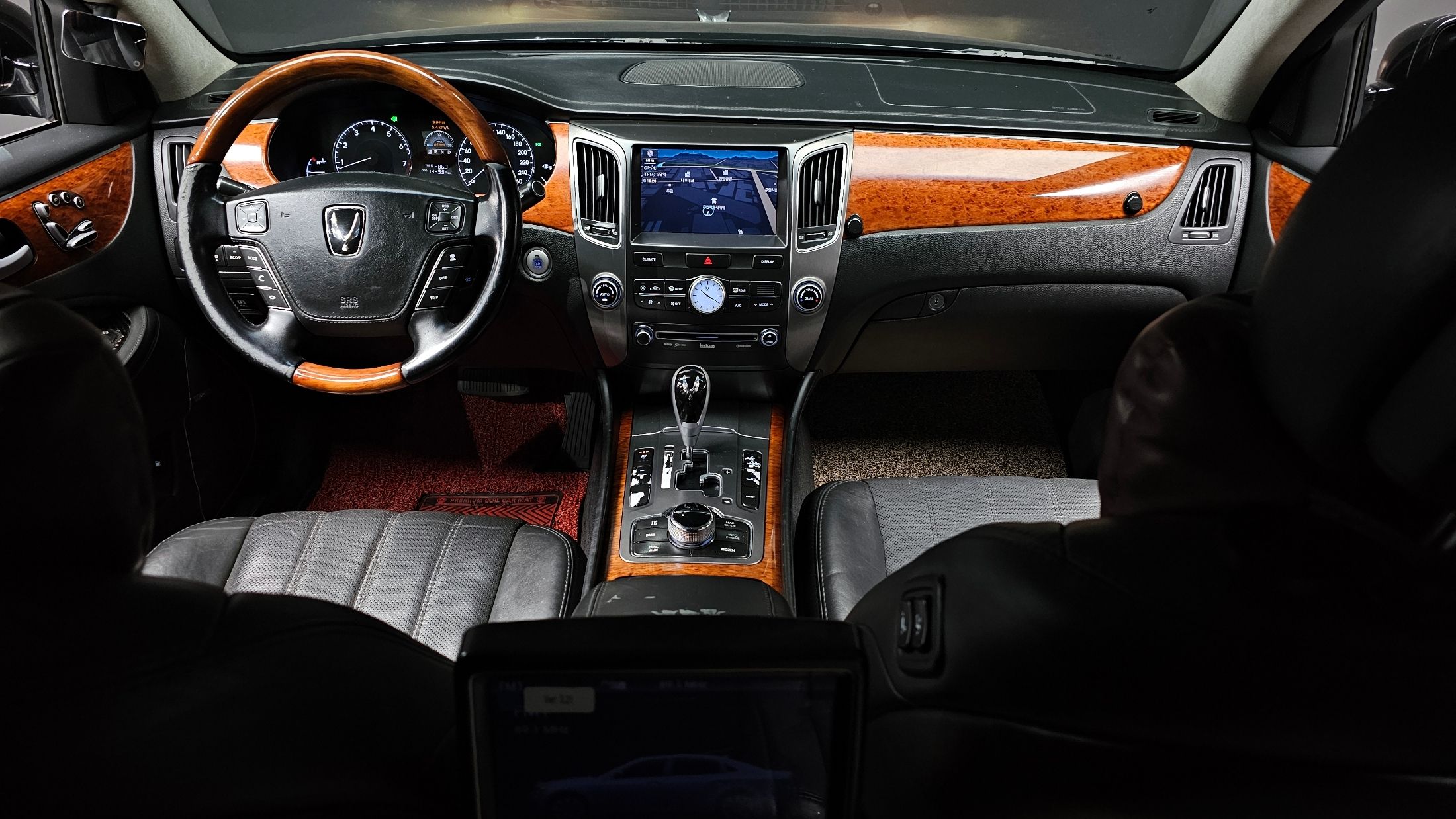 HYUNDAI EQUUS NEW 2012