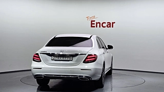 MERCEDES BENZ E-CLASS W213 2020