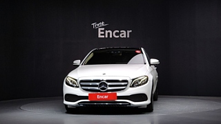 MERCEDES BENZ E-CLASS W213 2018