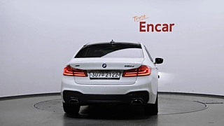 BMW 5-SERIES G30 2018