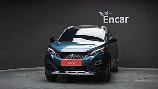 PEUGEOT 5008 2020
