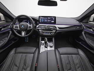 BMW 5-SERIES G30 2021