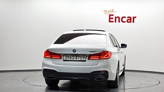 BMW 5-SERIES G30 2020