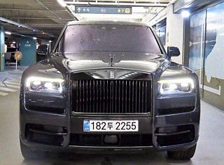 ROLLS ROYCE CULLINAN 2019