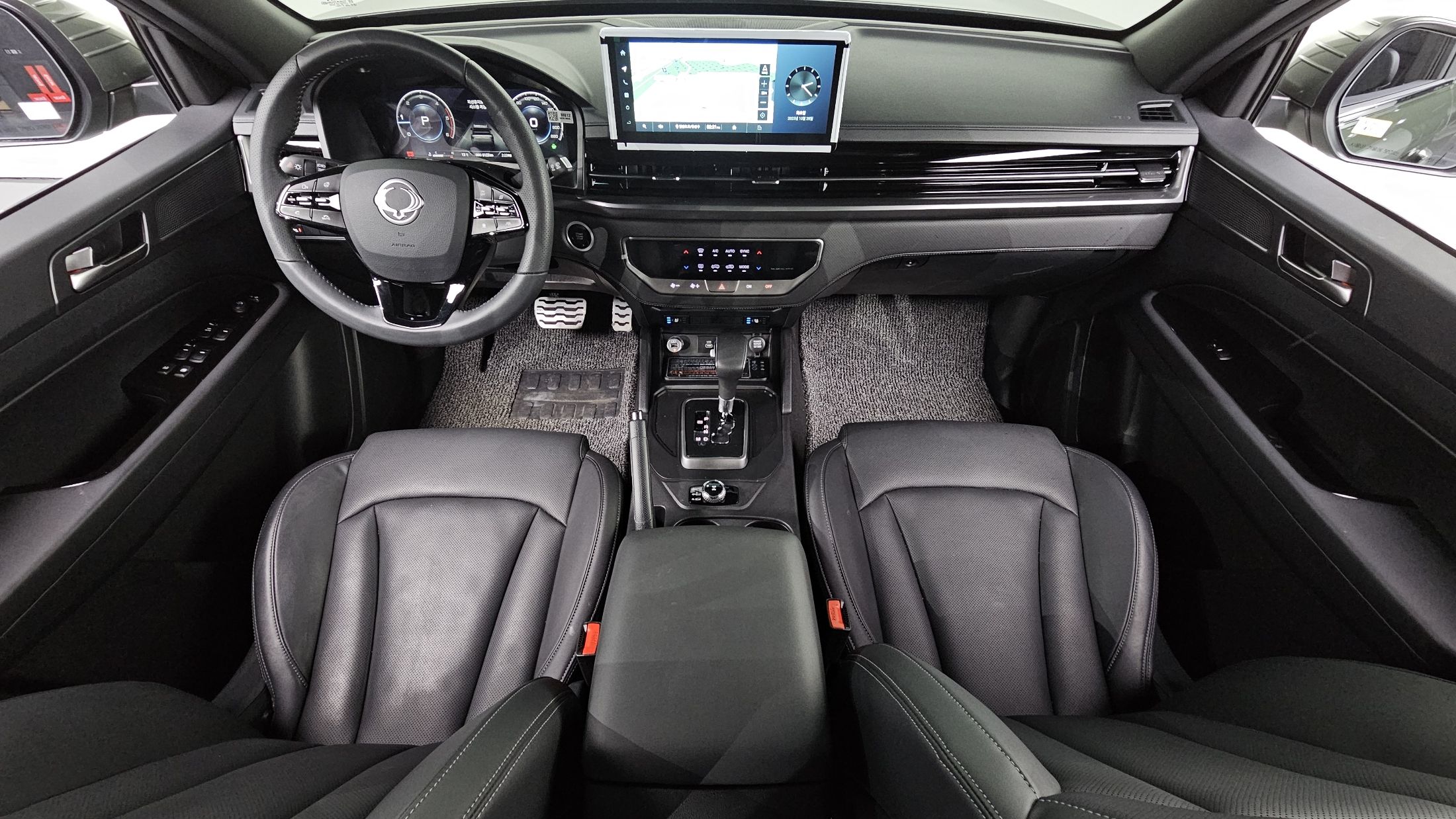 SSANGYONG MUSSO SPORTS CAR 2025