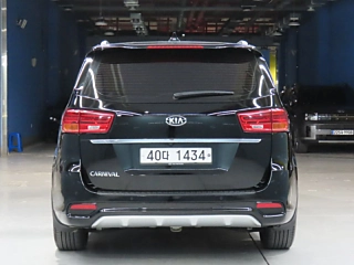 KIA CARNIVAL 2018