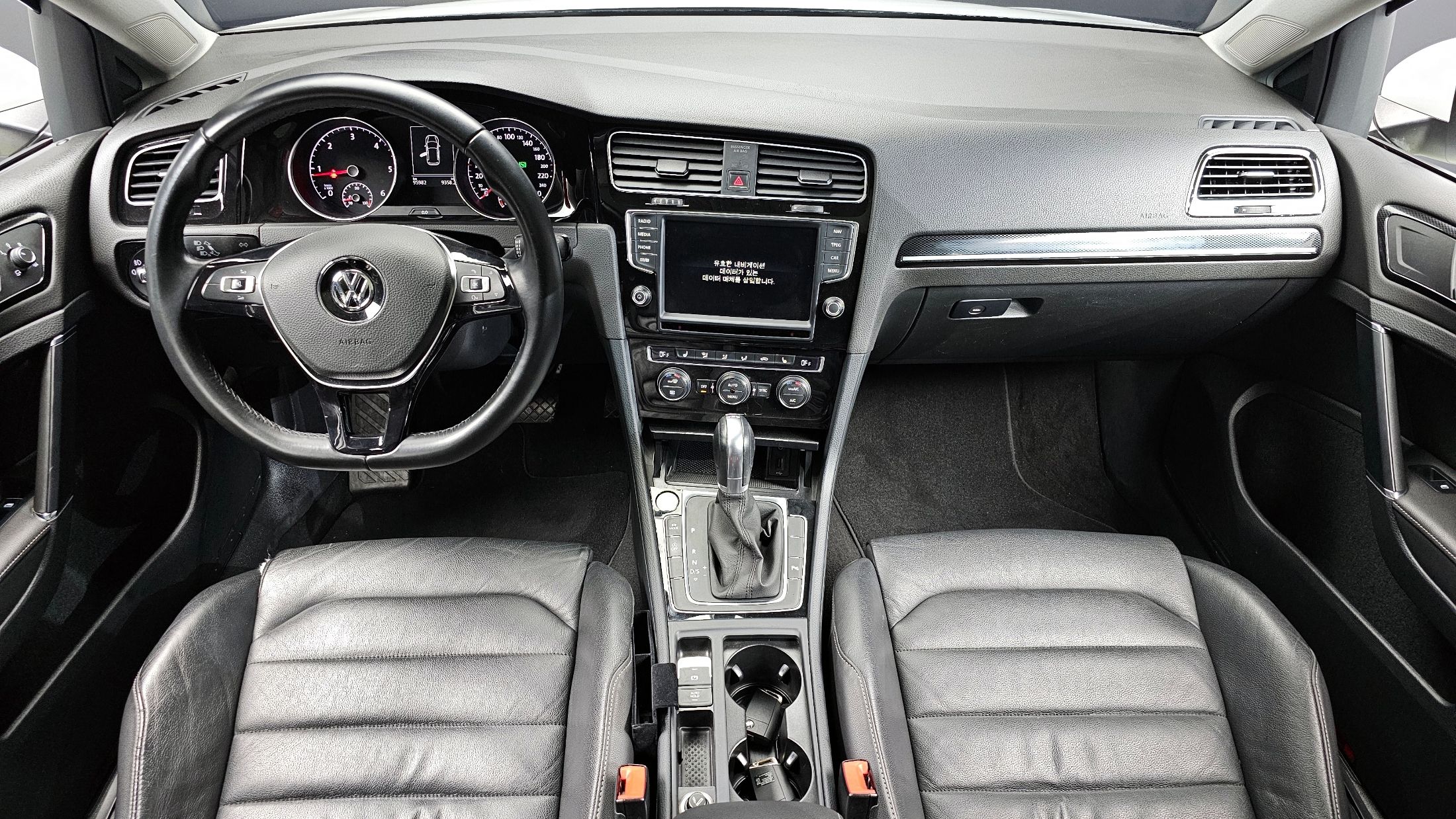 VOLKSWAGEN GOLF 2015