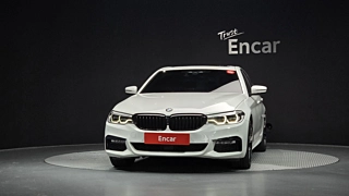 BMW 5-SERIES G30 2017