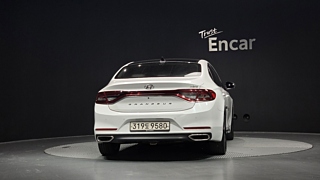 HYUNDAI GRANDEUR IG HYBRID 2018