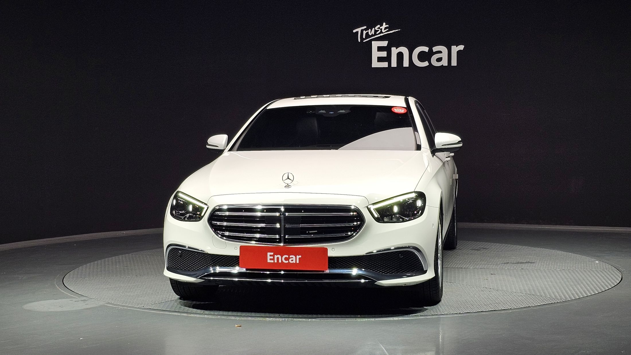 MERCEDES BENZ E-CLASS W213 2021