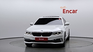 BMW 5-SERIES G30 2017