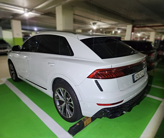 AUDI Q8 4M 2021
