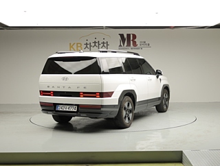 HYUNDAI SANTAFE MX5 2023