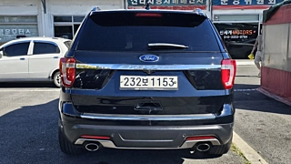 FORD EXPLORER 2018