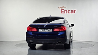 BMW 5-SERIES G30 2020