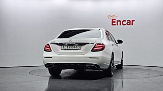 MERCEDES BENZ E-CLASS W213 2020