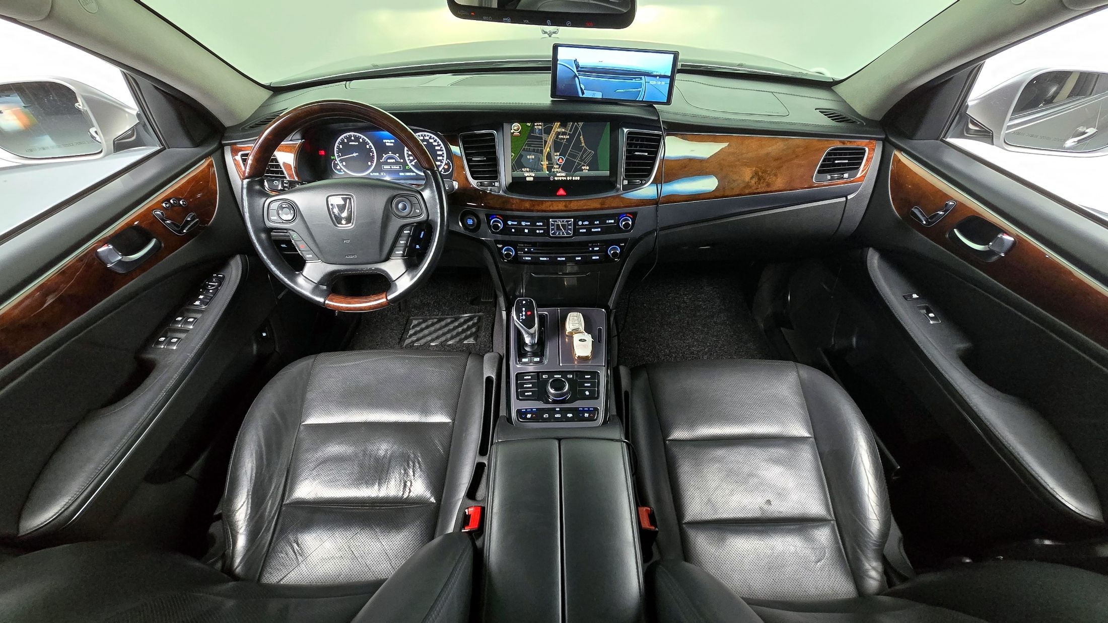 HYUNDAI EQUUS NEW 2013