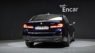 BMW 5-SERIES G30 2022