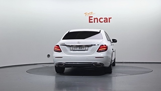 MERCEDES BENZ E-CLASS W213 2018