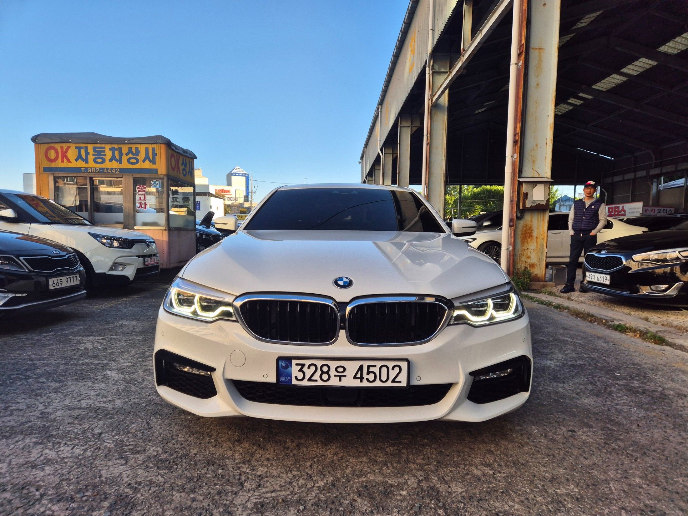 BMW 5-SERIES G30 2017